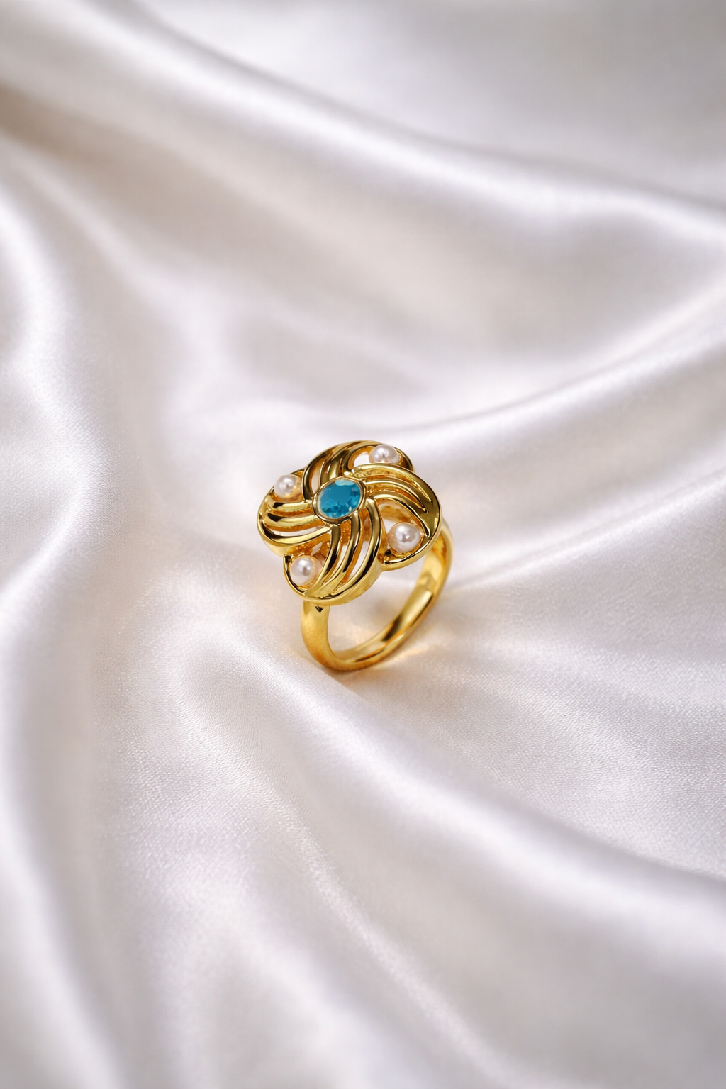 Bold Aura ring- Adjustable