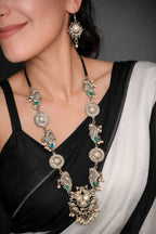 Adaa Necklace with earrings