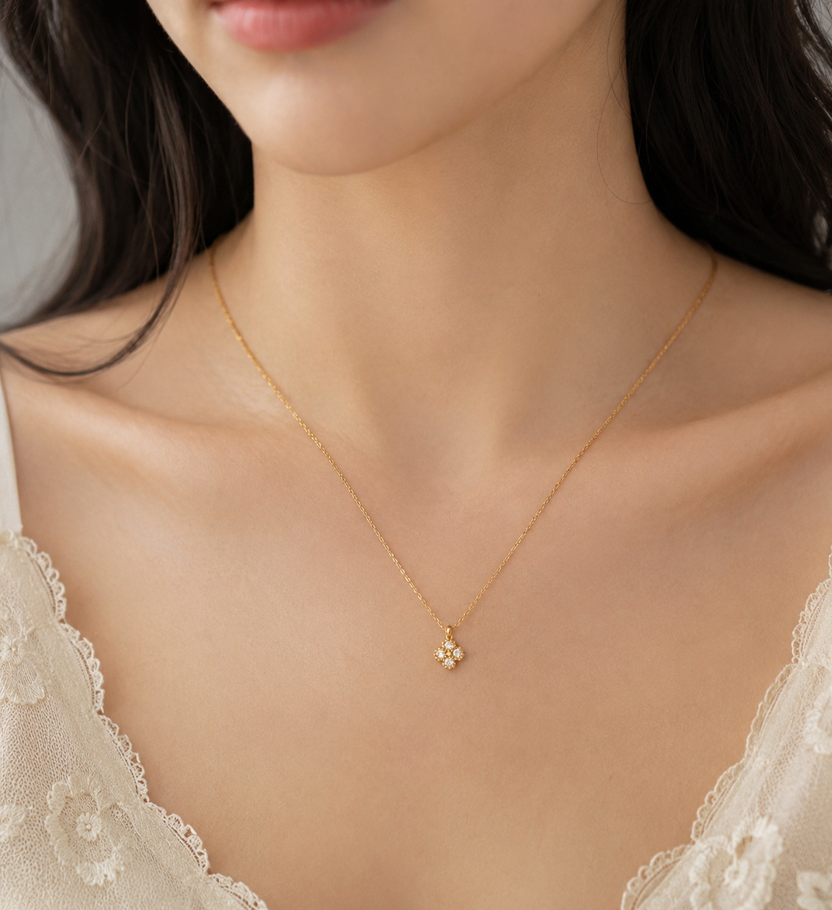 Luna Necklace