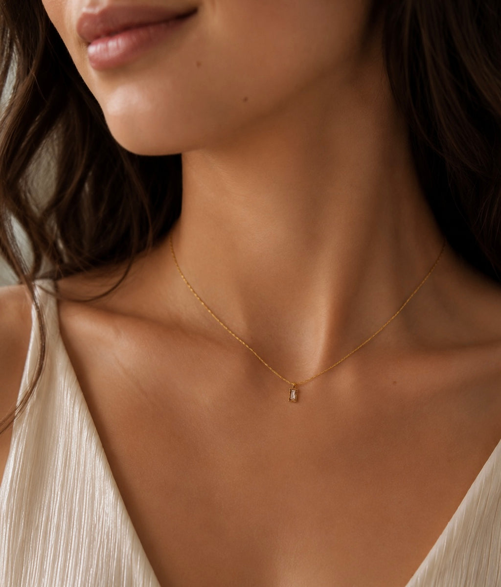 Luna necklace