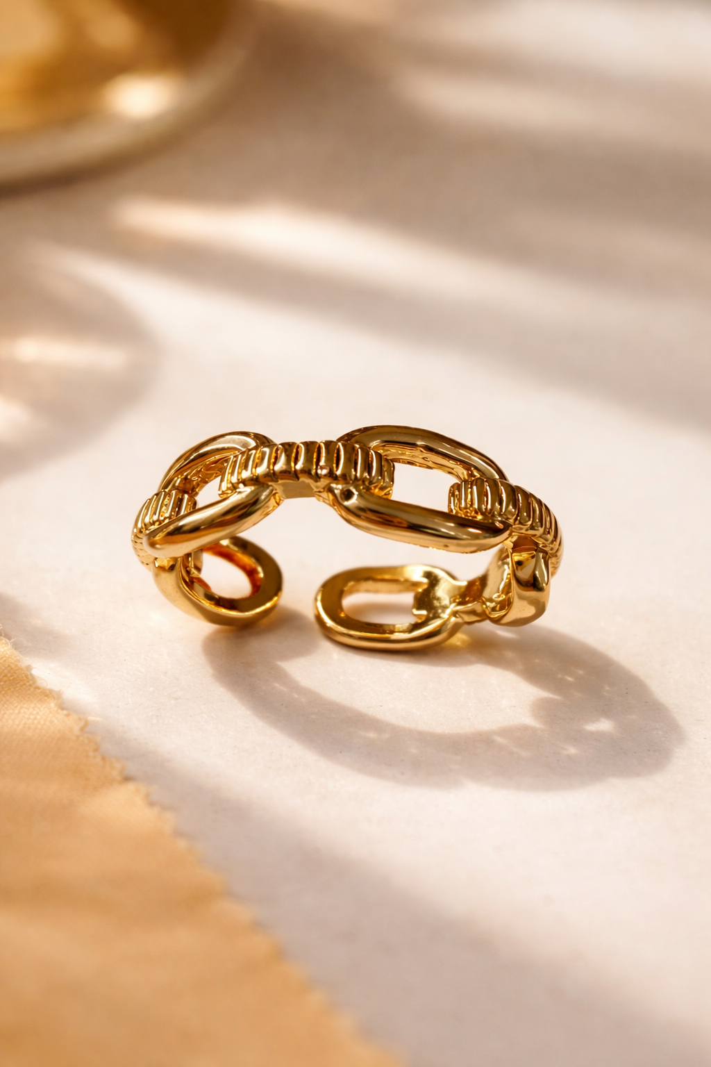 Chain lock ring