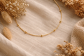 Minimal chain necklace
