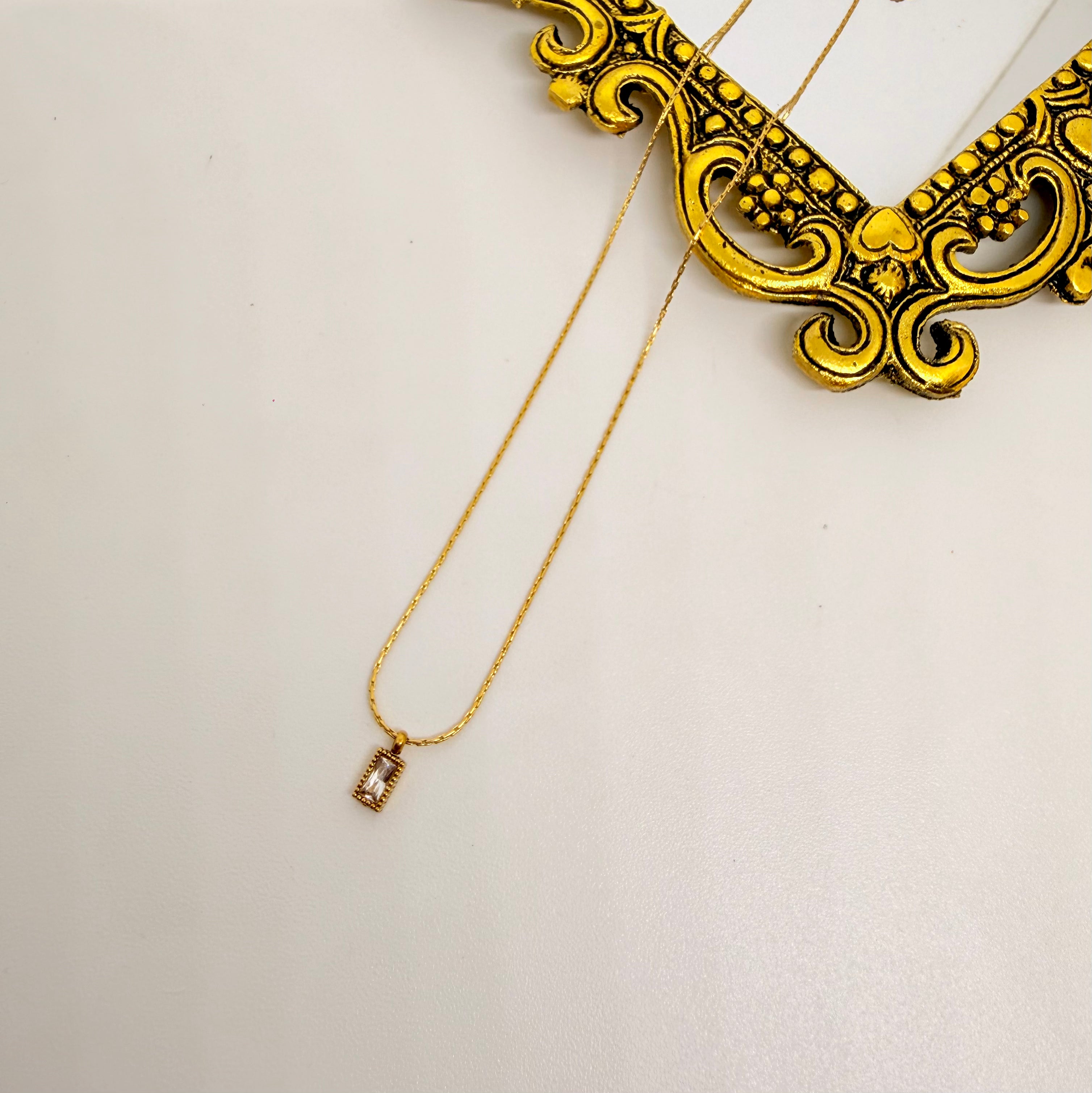 Luna necklace