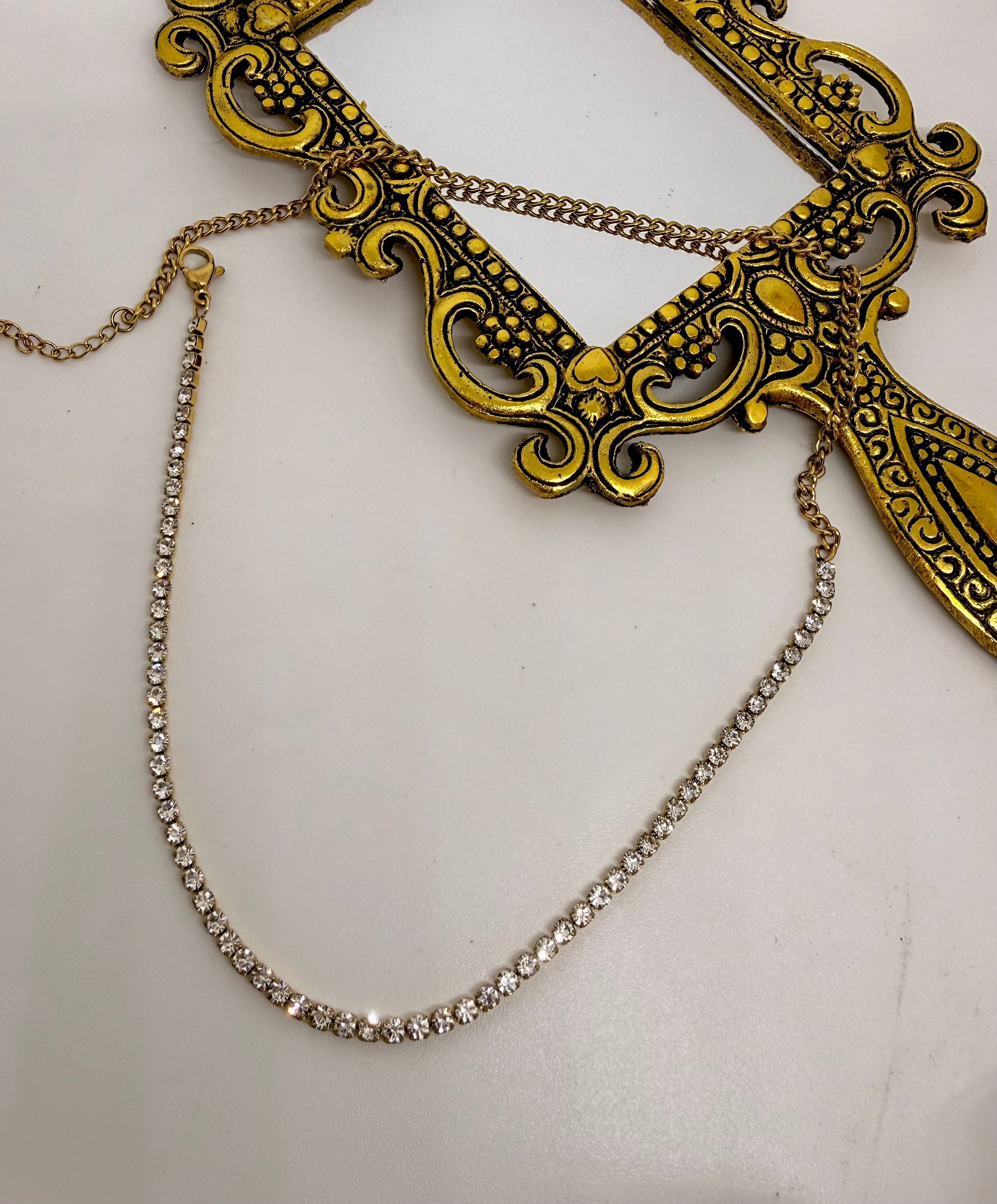 Belle Necklace