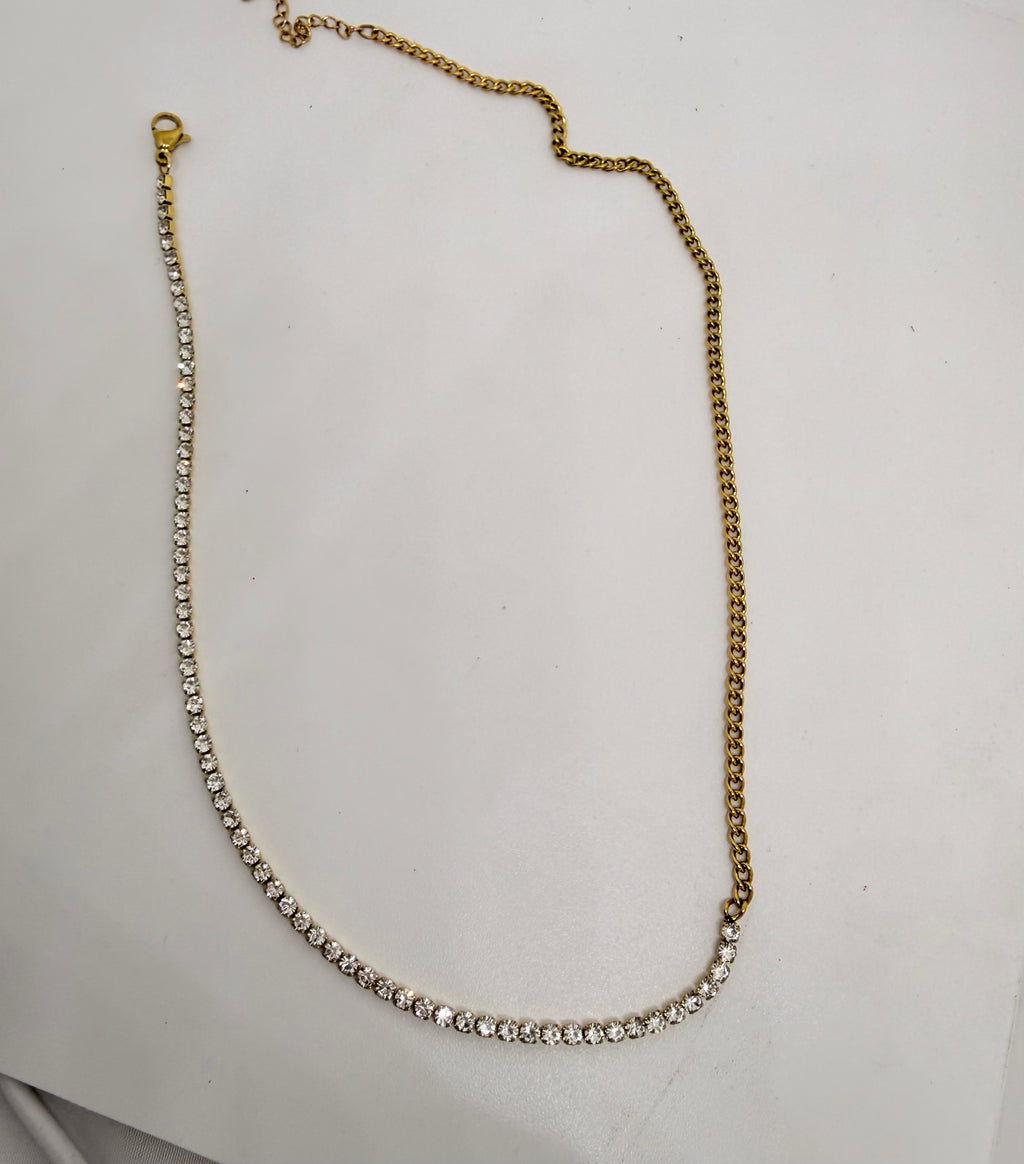 Belle Necklace