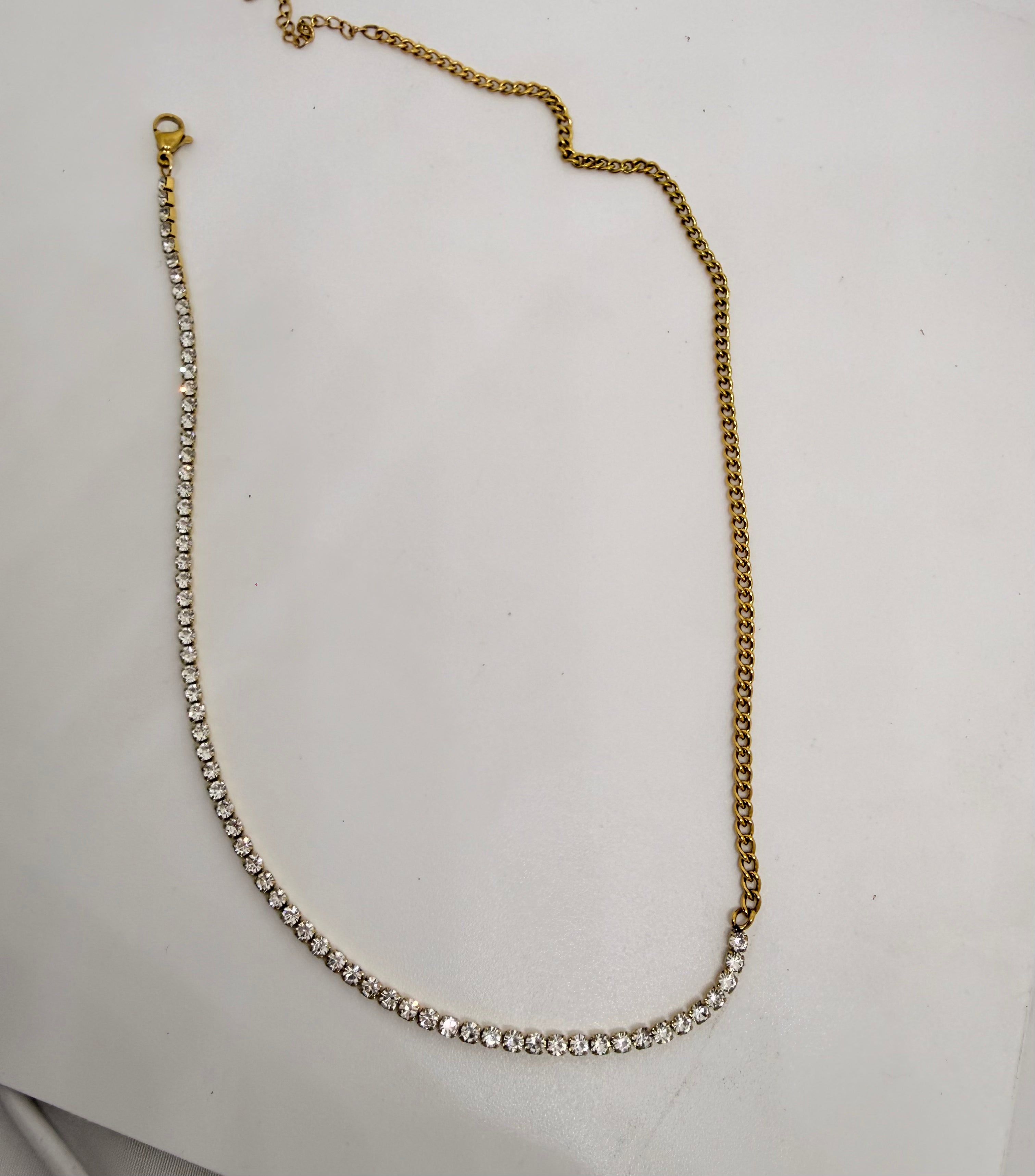 Belle Necklace